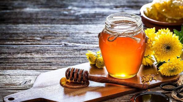 فواید خوردن عسل برای سلامت بدن