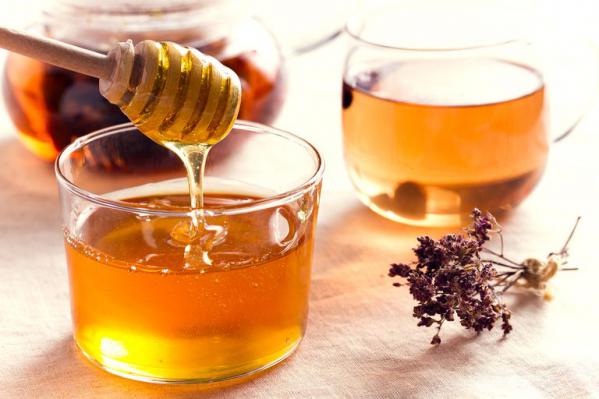 تولیدی با کیفیت ترین عسل چهل گیاه دماوند