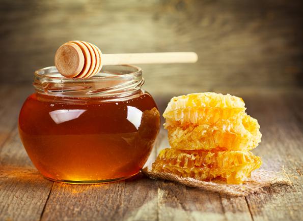 درمان مشکلات معده با مصرف عسل