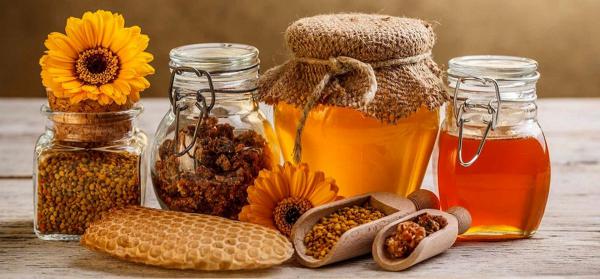عسل طبیعی موثر در درمان شوره سر