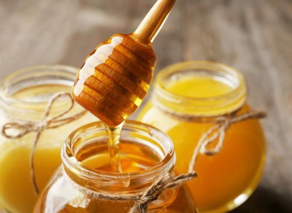 آشنایی با خواص درمانی عسل چهل گیاه