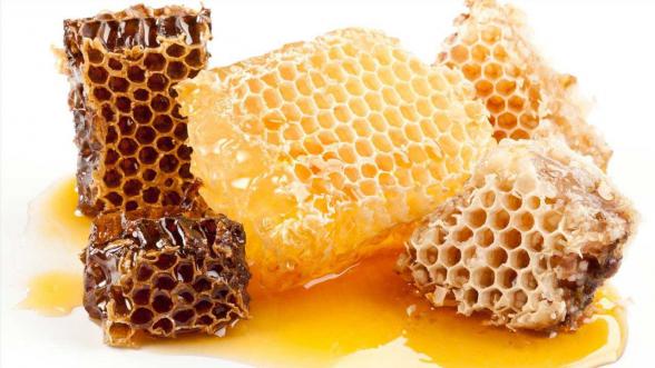 بررسی کیفیت  عسل موم دار