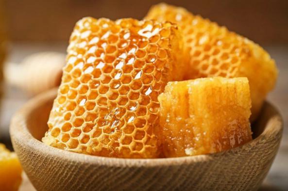 عرضه بدون واسطه عسل موم دار در بازار